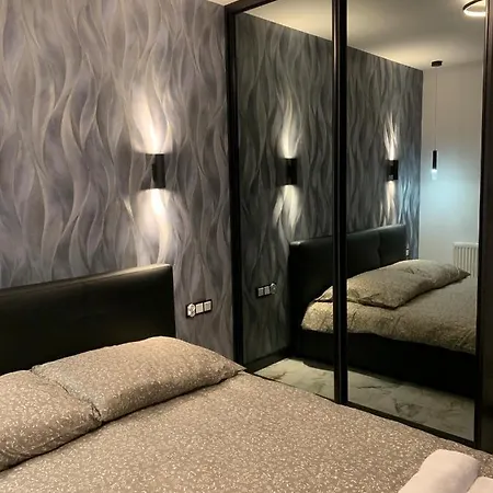 Luxury Loft Free Parking Apartment