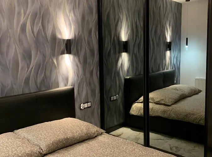 Luxury Loft Free Parking Apartment