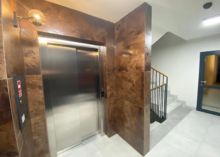 Luxury Loft Free Parking Apartment *